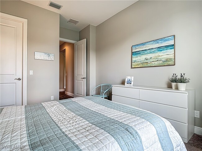 Building Photo - 4524 Tamarind Way