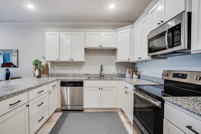 River Rock - 2 Bed / 2 Bath - 1,024 Sq.Ft.
