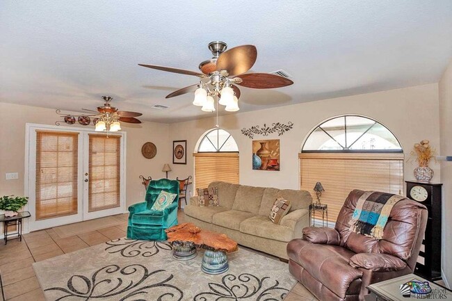 Photo - 13644 E 52nd Dr