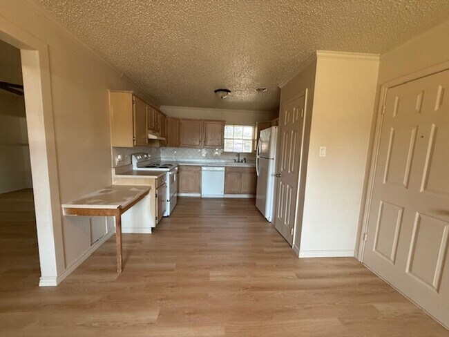 Photo - 1554 Mimosa Dr