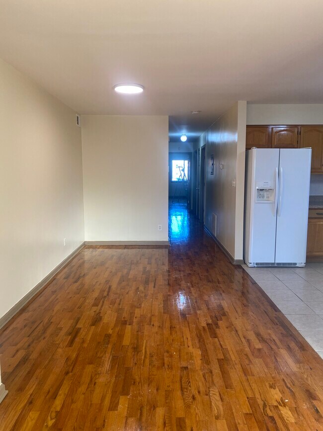 dinning room - 399 New St Unidad 1