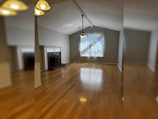 Photo - 17617 Wain Bridge Ave