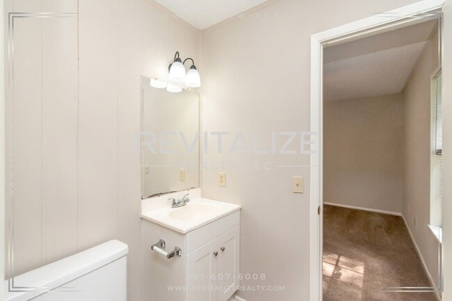 Photo - 3 Bedroom Bungalow in Mobile