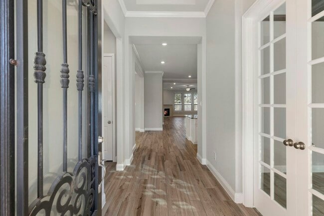 Building Photo - 18855 Collins View Dr Rental