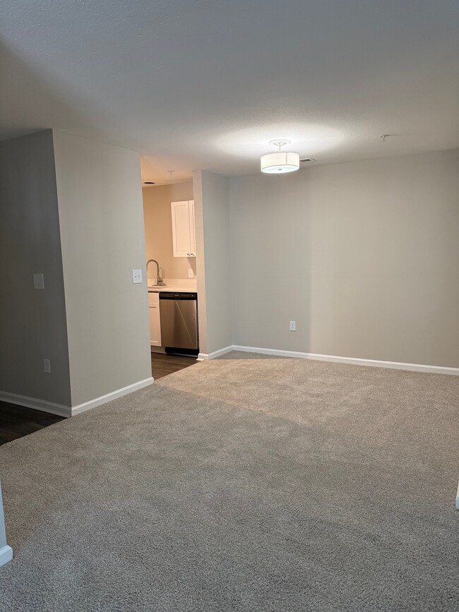 Photo - 37 Hamiltons Harbor Dr