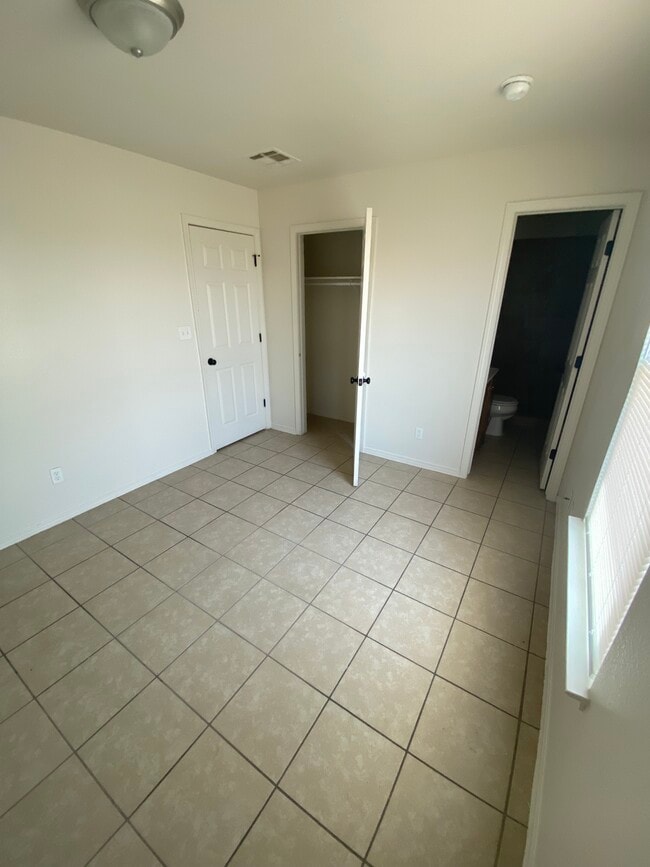 Photo - 8487 Roseway Dr Unit A