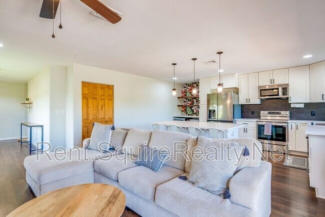 52 Alahele Pl Unit Upstairs