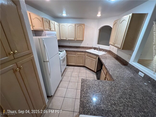 Photo - 2050 W Warm Springs Rd Unit 311