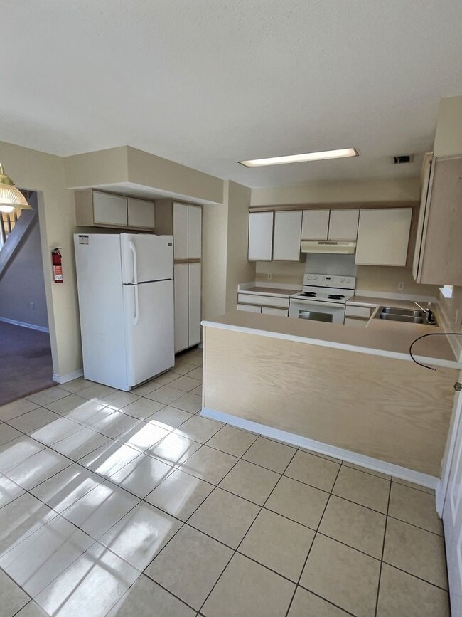 Photo - 8300-8304 Exchange St Unit 8304