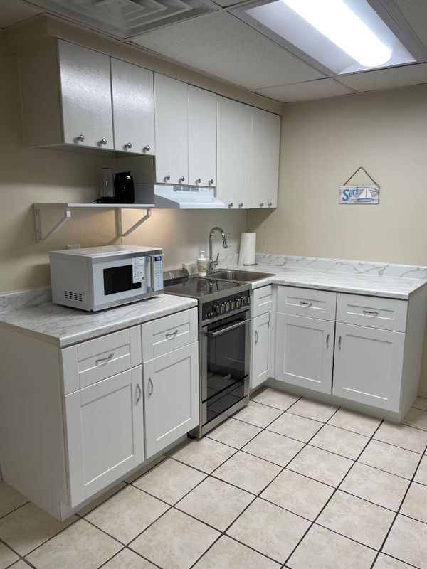 Building Photo - 5712 Padre Blvd