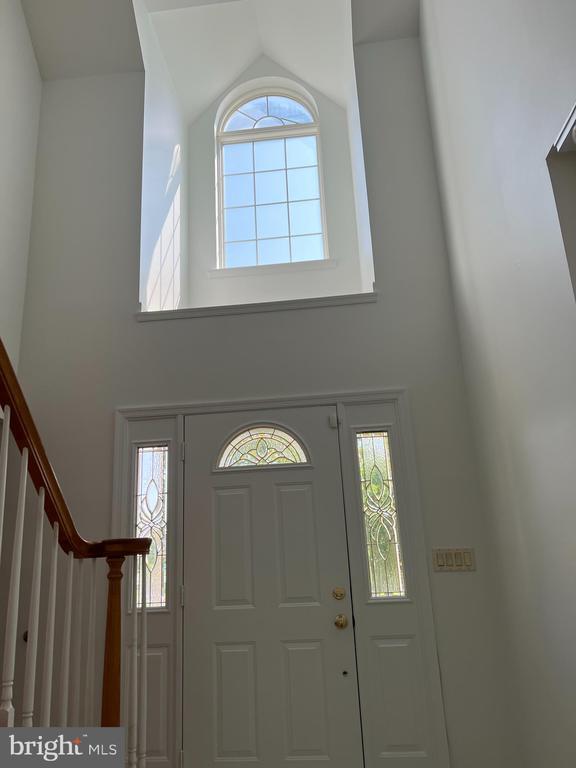 Photo - 308 Queens Ct