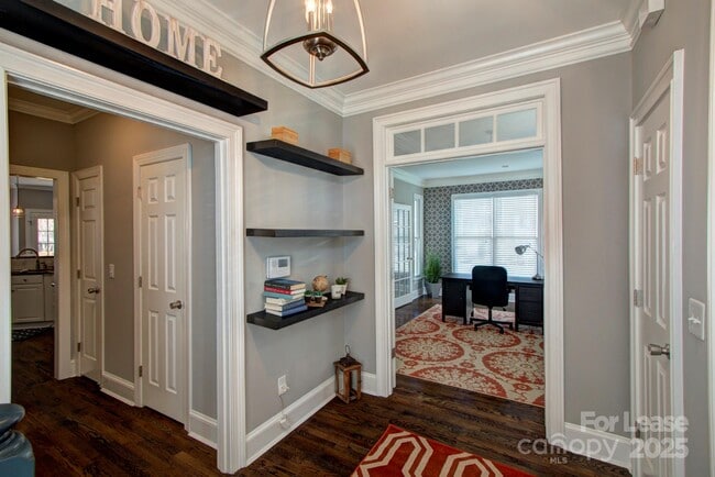 Photo - 10400 Orchid Hill Ln