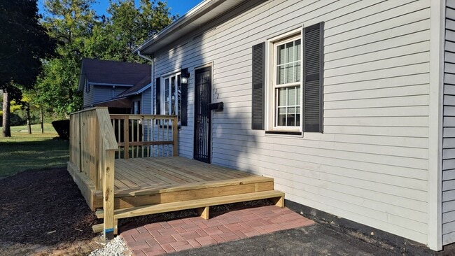 Photo - 122 Portland Ave