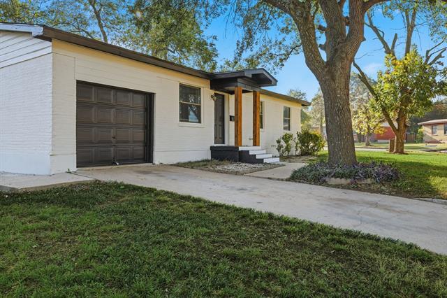 Photo - 5345 Hensley Dr