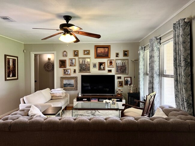 Photo - 7357 Brace St