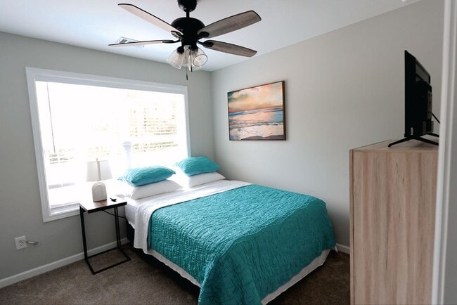 Photo - 210 Brittany Pointe Ln