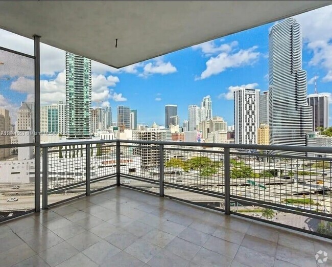 Building Photo - 350 S Miami Ave Rental
