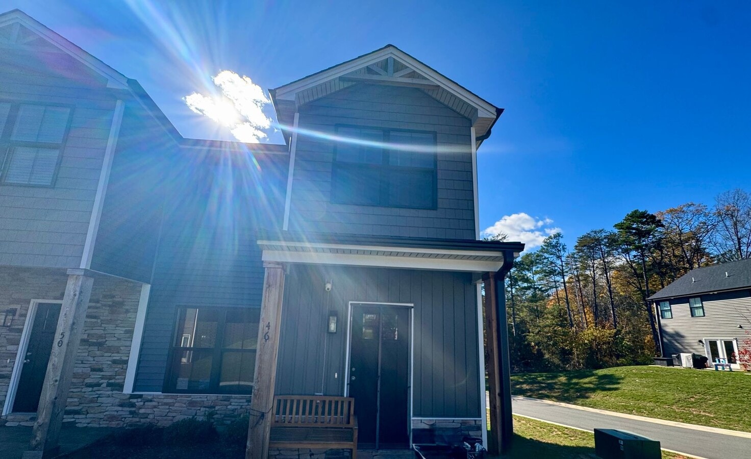 END UNIT Sunburst Villa Luxury Townhouse W... - END UNIT Sunburst Villa Luxury Townhouse W...