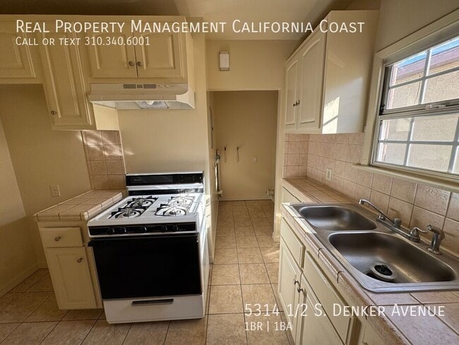 5314 1/2 S. Denker Avenue-
