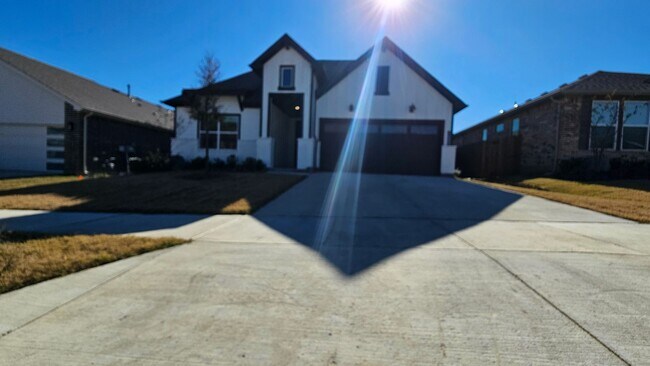 Photo - New Home For Rent!