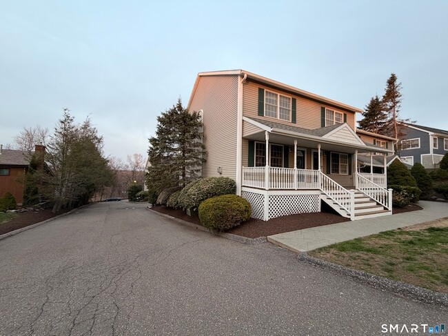 Building Photo - 39 Coram Rd