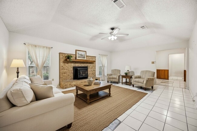 Photo - 2210 County Rd 769B