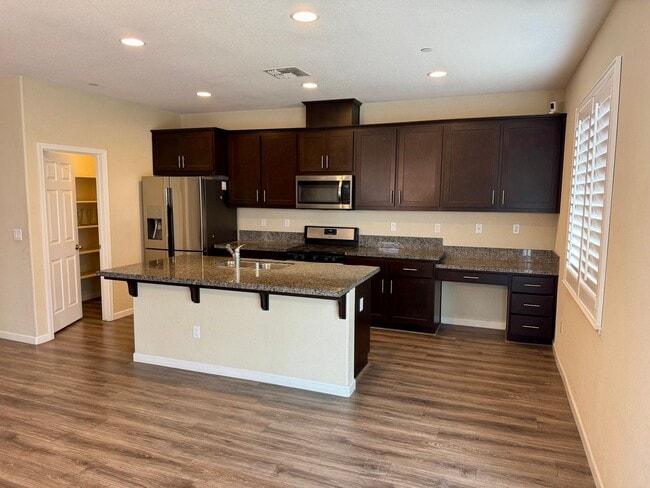 Photo - Spacious 4 Bedroom 3 1/2 Bath Home Available Now