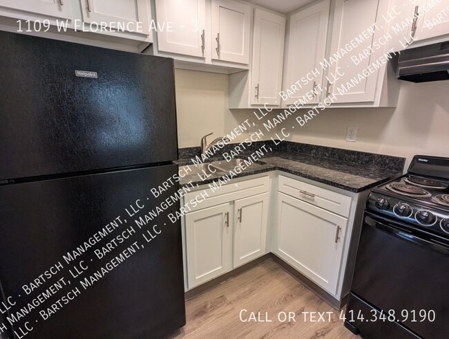 Building Photo - 1109 W Florence St Unit 3 Rental
