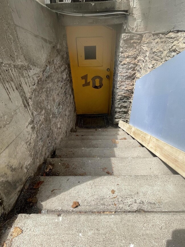 Photo - 262 N Broadway Unidad 10