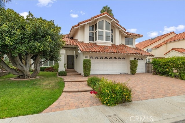 Photo - 22201 Wayside