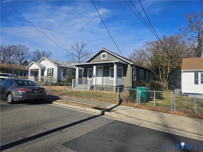 Photo - 2126 Nelson St