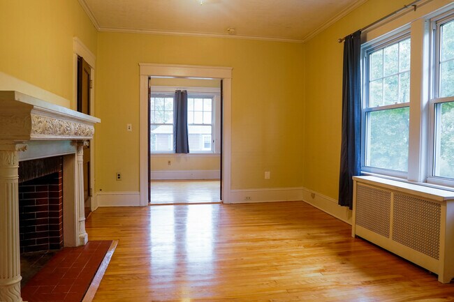 Photo - 15 Montvale Rd Unit 2