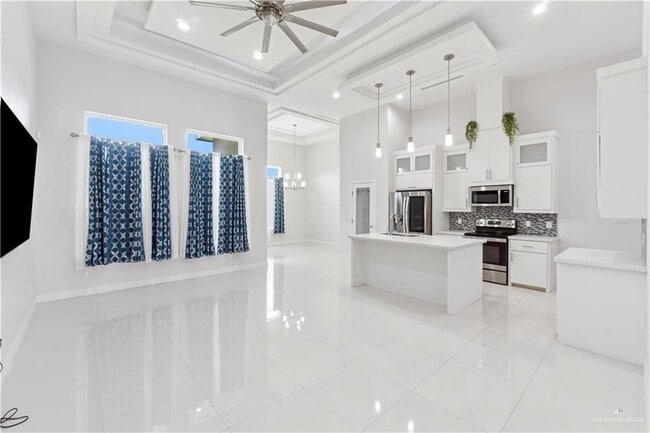 Photo - 28 Ozark Ave