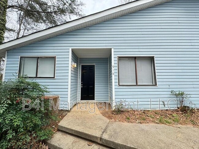 Building Photo - 918 Lakewood Ln Rental