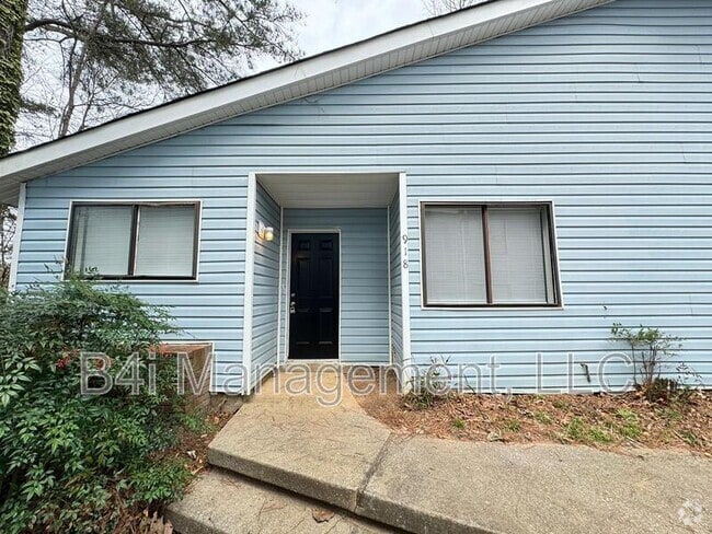 Building Photo - 918 Lakewood Ln Rental