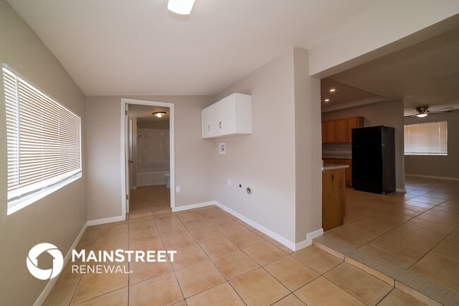 Photo - 11548 E Marguerite Ave