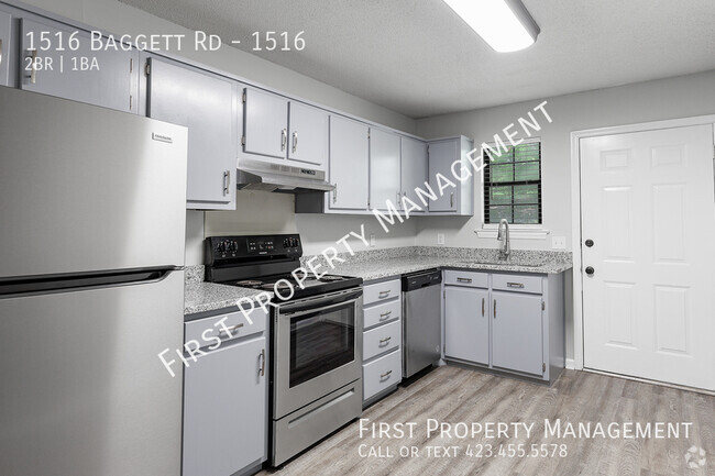 Building Photo - Ringgold Remodeled 2Bed/1Bath Duplex w Cen... Unit 1516 Rental