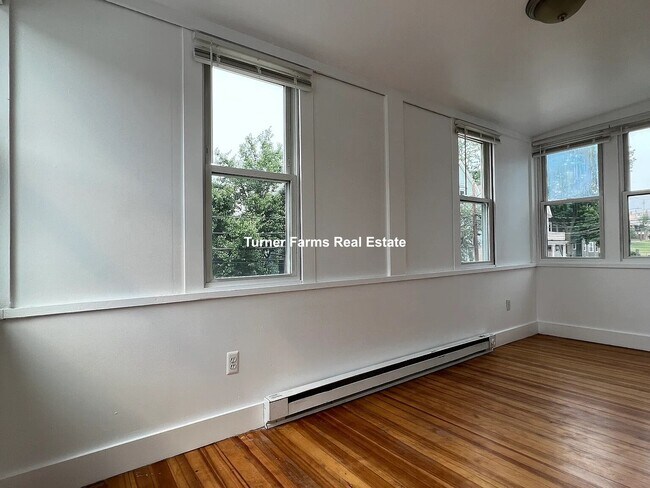 Photo - 24 Chetwynd Rd Unit 2