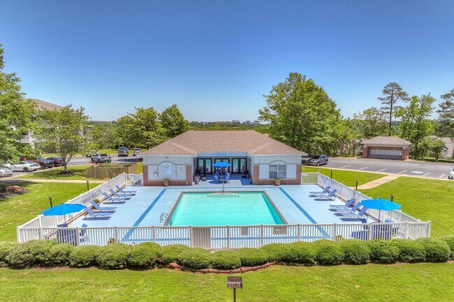 Pool Deck - Parham Pointe