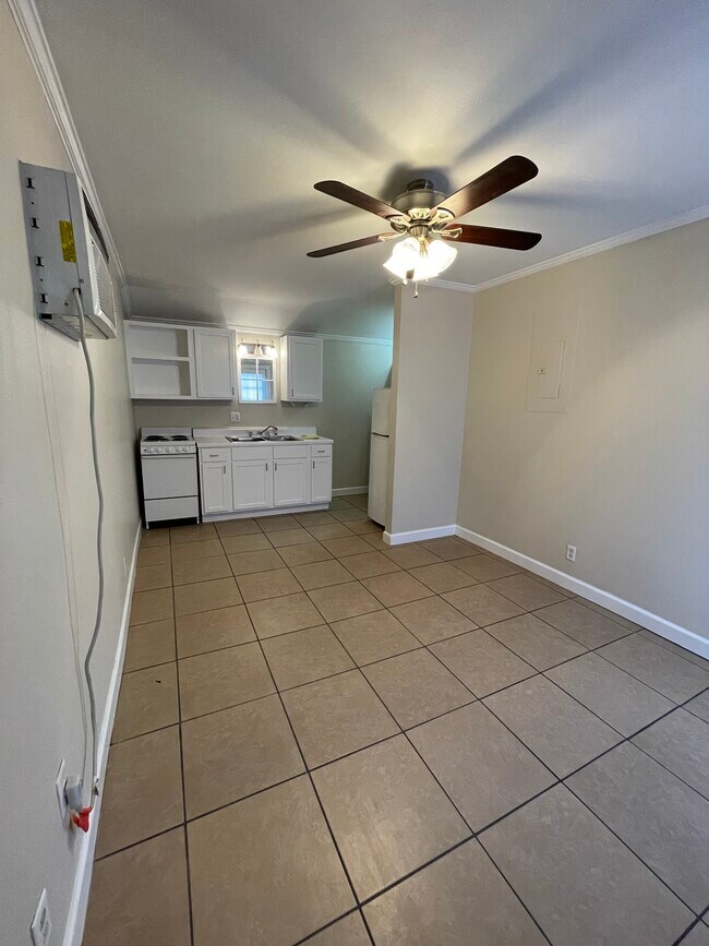 Photo - 301 N Jackson St