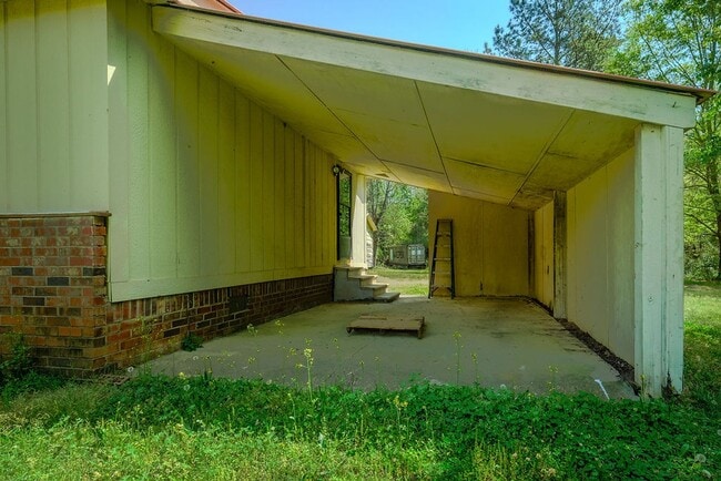 Photo - 3-BED 2-BATH RENTAL IN MADISON COUNTY