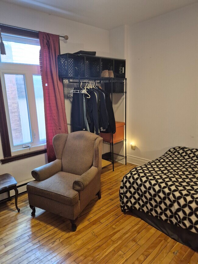 Photo - 1272 Boul René-Lévesque