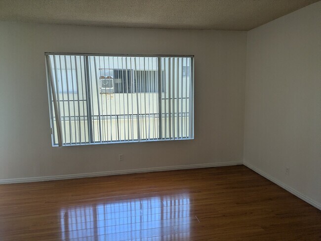 Photo - 20415 Anza Ave Unidad B
