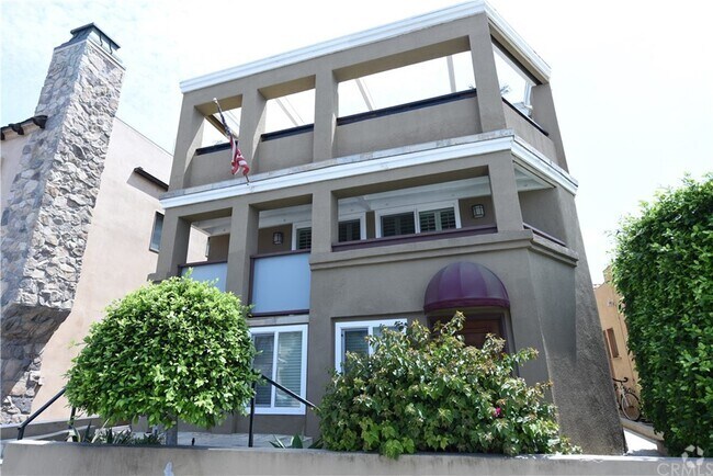 Building Photo - 205 E Balboa Blvd Rental