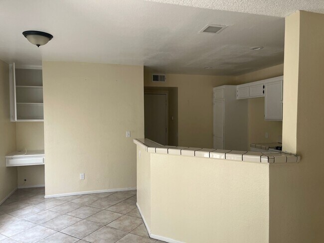 Photo - 2BD/ 3BTH TOWNHOUSE EAST PALMDALE