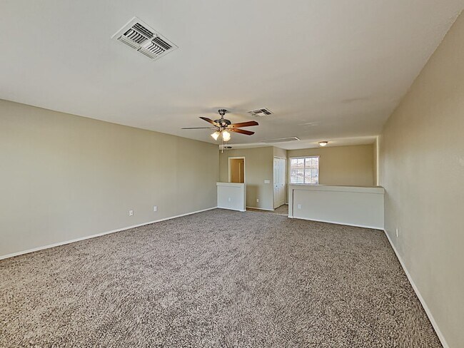 Photo - 11826 W Laurel Ln