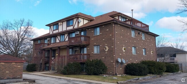 Building Photo - 352 N Birch St Unit 14 Rental