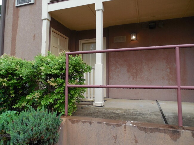 Photo - 1101 Colony Pl Dr