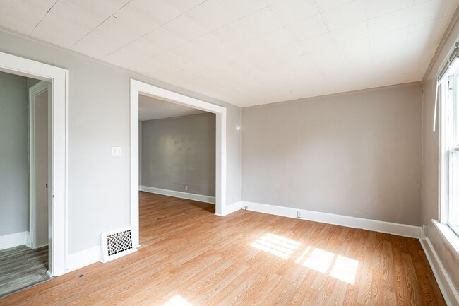 4020 11th Ave