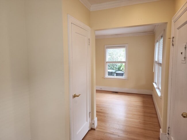 Photo - Spacious 3BR/3BA in Sought- After Queen Anne Location